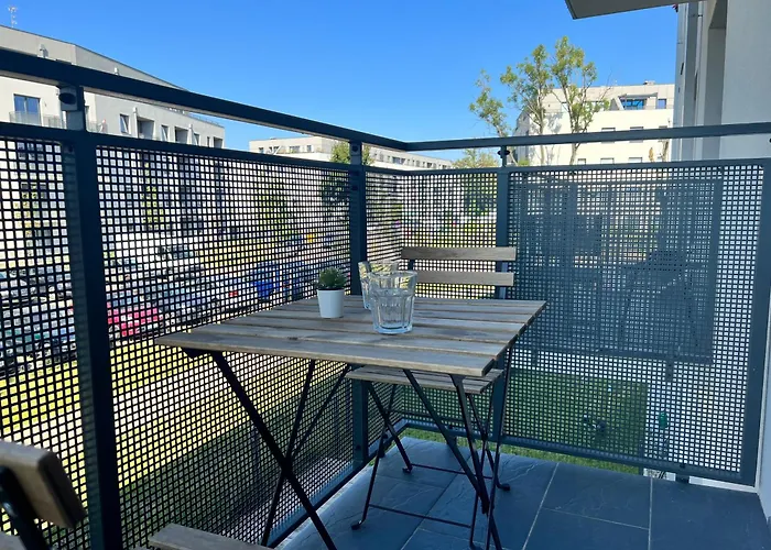 Harmonia Apartments